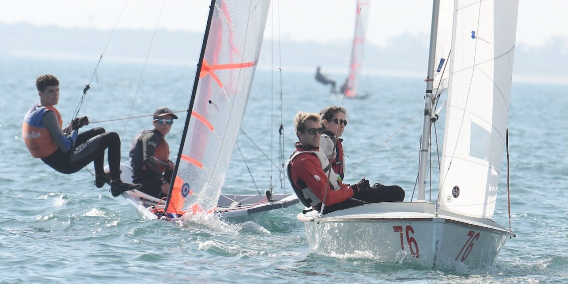 Navega y rema en Valencia este verano en Valencia con actividades para jóvenes