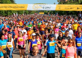 Volta a Peu Valencia 2025: más de 7.000 corredores en una carrera histórica