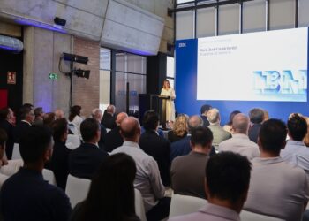 La multinacional IBM inaugura su Centro Internacional de Digital Sales en Valencia