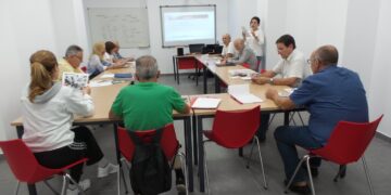 Universidad Popular de Valencia aplaza matrículas del curso 2025/26 por incidencia técnica