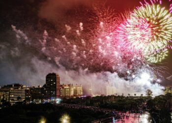 El festival pirotécnico de la Gran Fira de València ofrecerá cinco espectáculos nocturnos de alto nivel