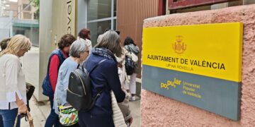 La Universitat Popular de Valencia arranca 2025 con más plazas y cursos innovadores