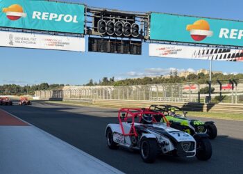 Caterham Motorsport 2025: más de 120 coches Seven, 6 carreras y entrada gratuita