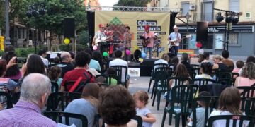 Valencia celebra 10 años de Cultura als barris con ópera y 141 eventos