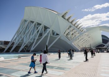 ¡Explora Valencia con un 50 % de descuento en la Ciutat de les Arts!