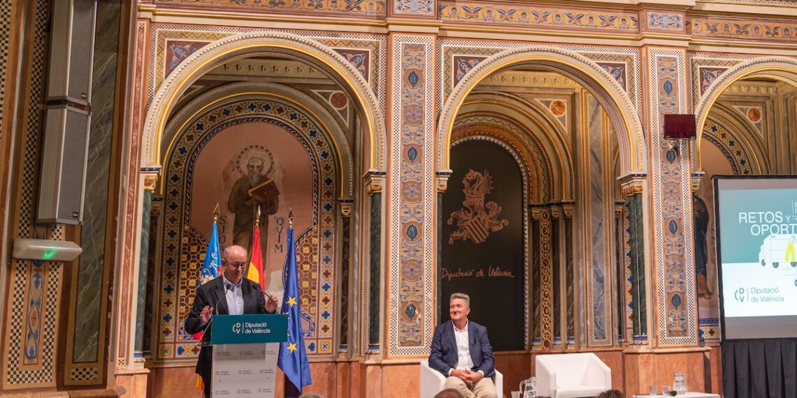 Valencia impulsa la gestión de residuos con ayudas y formación