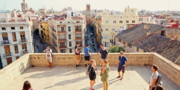 Valencia arrasa en Reino Unido como Ciudad del Año 2025