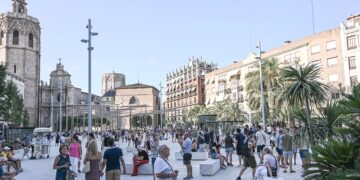 Valencia enciende las cámaras de la ZBE: vigilan, pero aún no multan