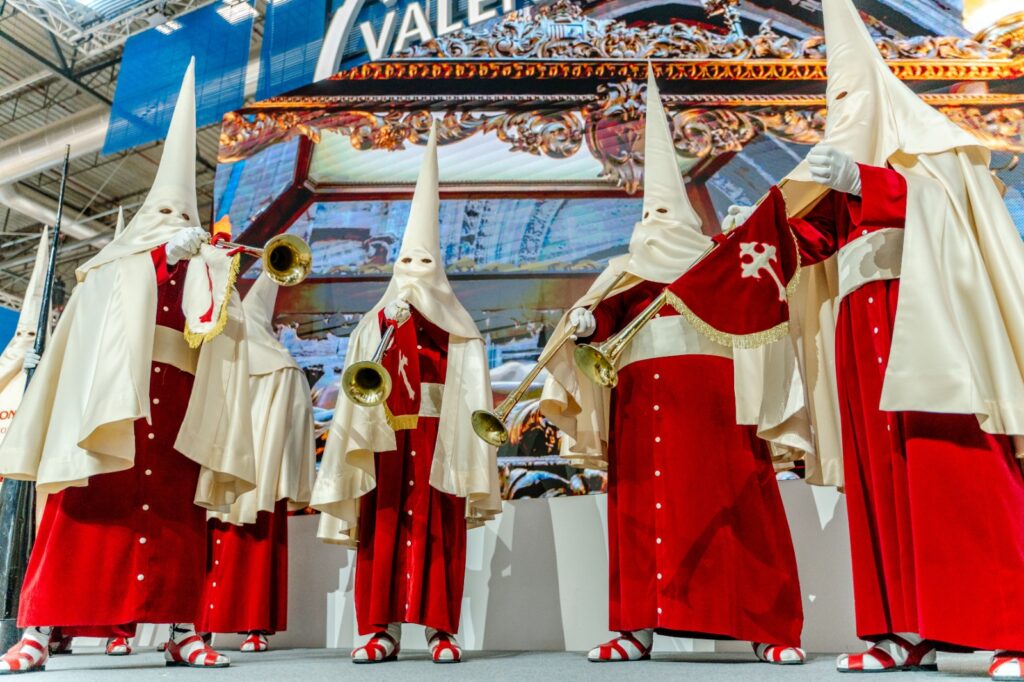 fitur CV 2026
