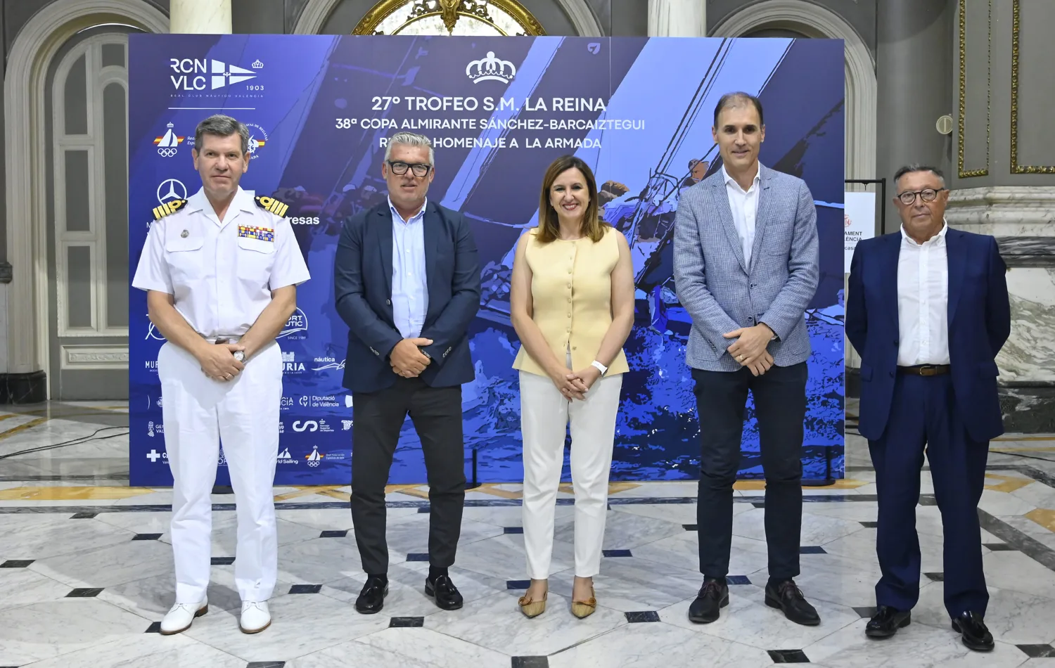 Participantes en el Trofeo SM La Reina de Vela en Valencia