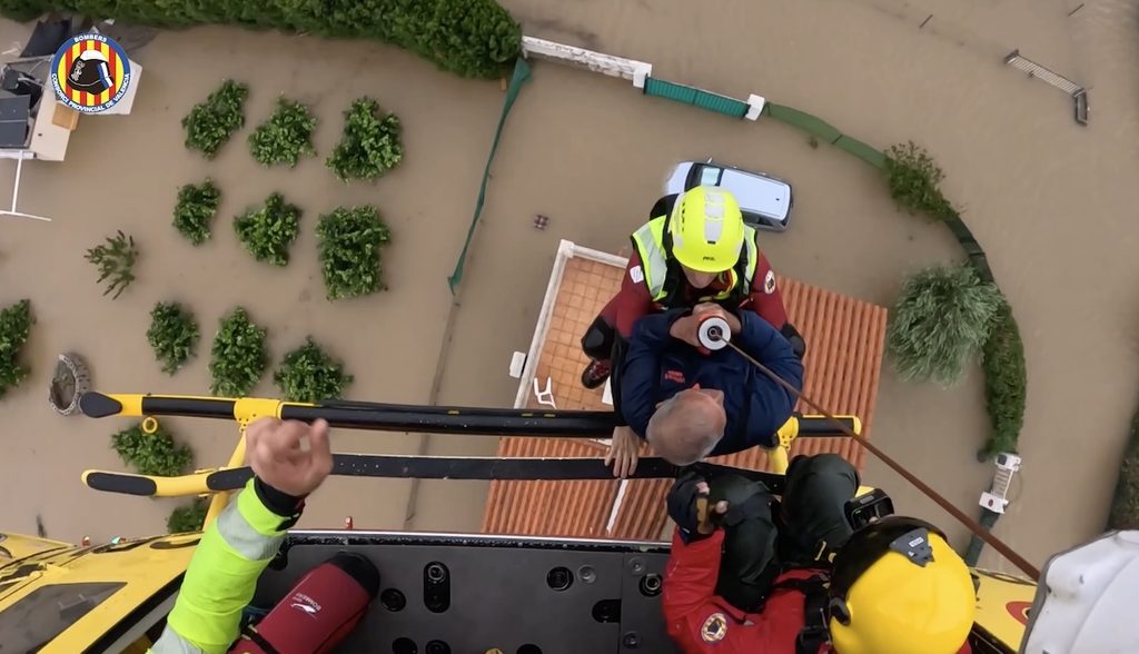 dana adam oliva zona catastrofica